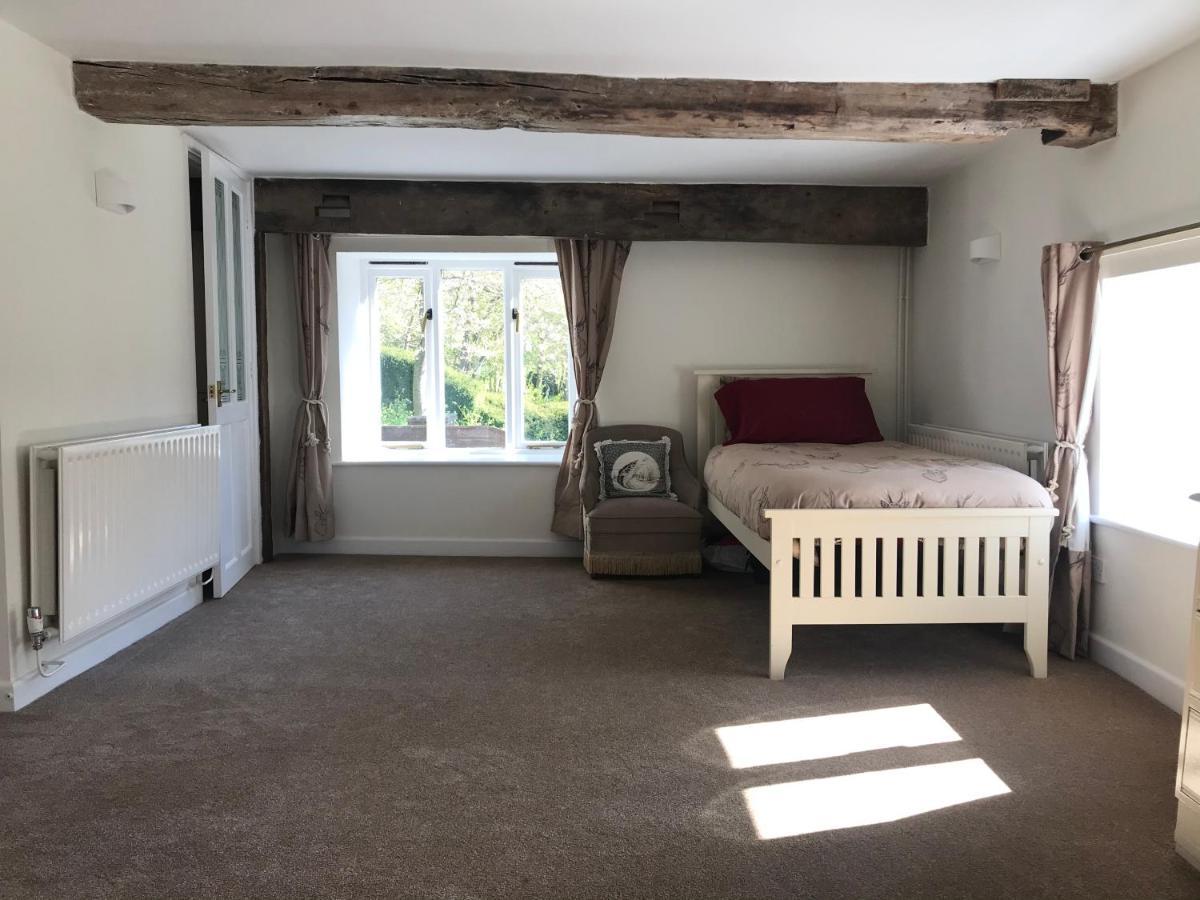 Old Mill House Bed And Breakfast, Guest House Дорчестър Екстериор снимка